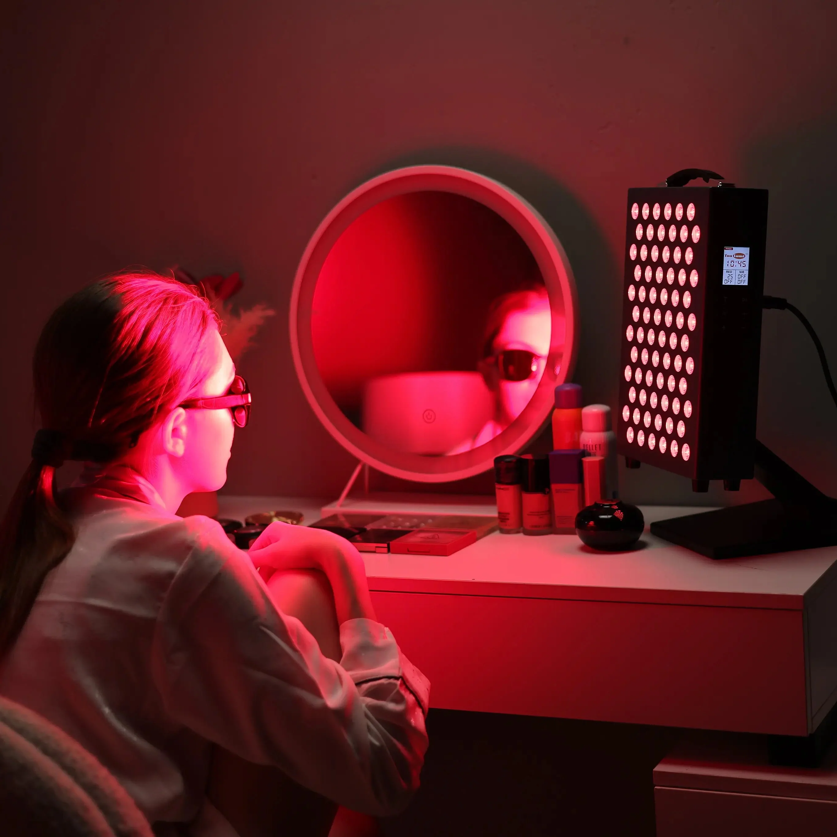 YouLumi Smart Red Light Therapy Panel - Image 3